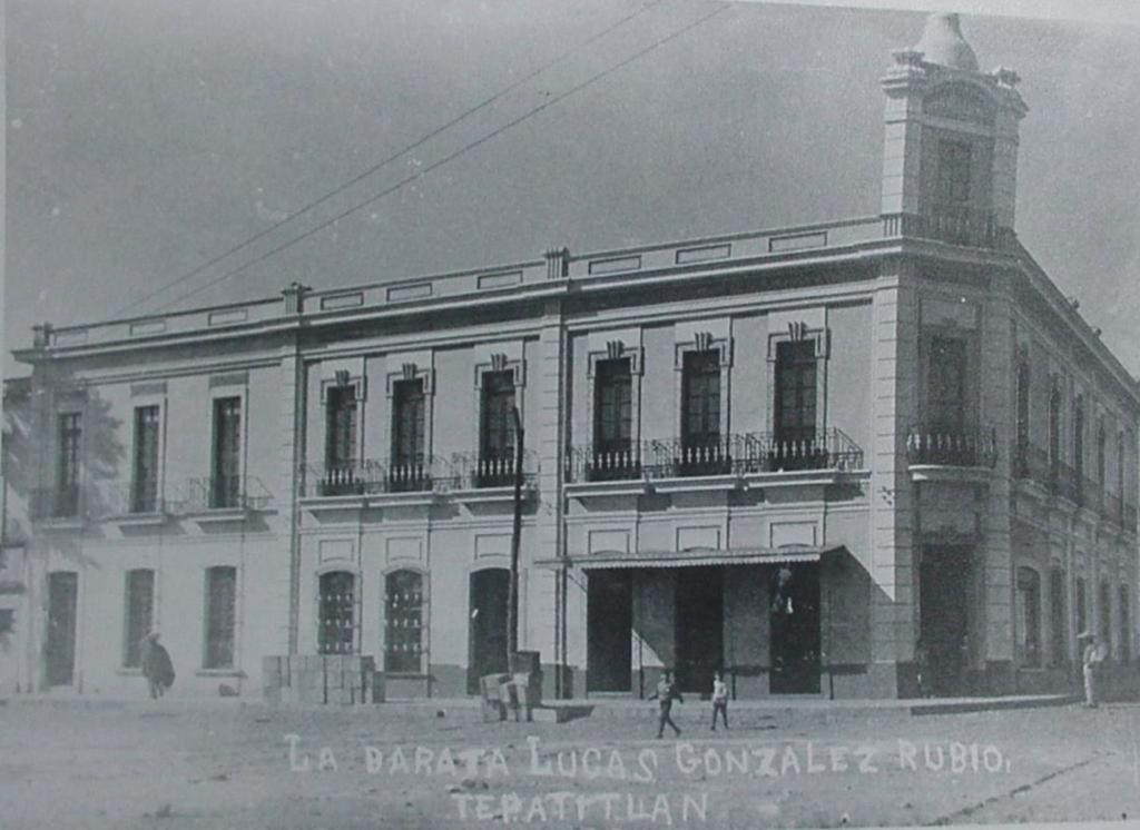Hotel Estancia Real Tepatitlan de Morelos Exterior photo